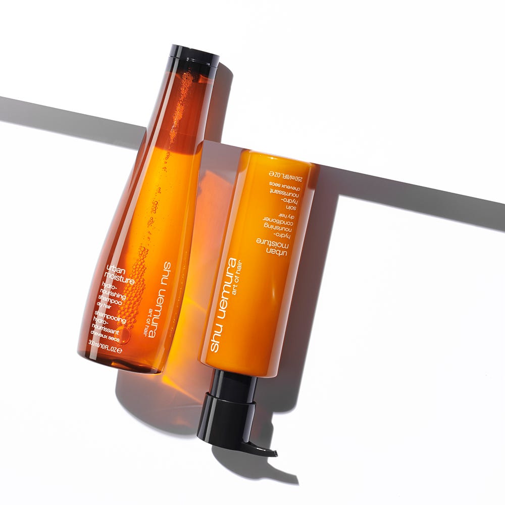 Shu Uemura Urban Moisture Shampoo 300 ml