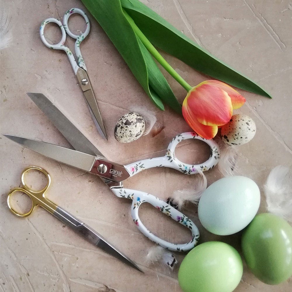 Canal Professionelle Näh- und Stickschere mit Blumenmuster