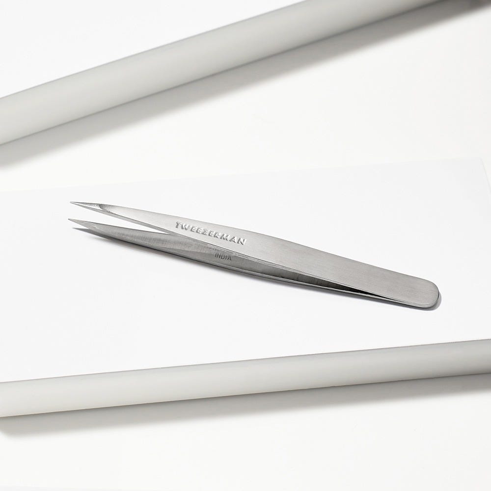 Tweezerman Studio Spitze Pinzette Edelstahl