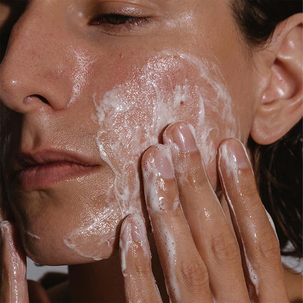 MÁDARA  Acne Sebum Gesichtsreinigungsmittel 140 ml