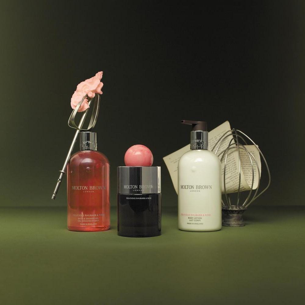 Molton Brown Delicious Rhubarb & Rose Aroma Reeds 150 ml