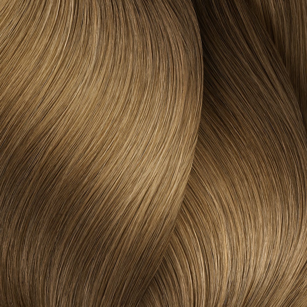 12107784-Farbe-8,31 hellblond asch