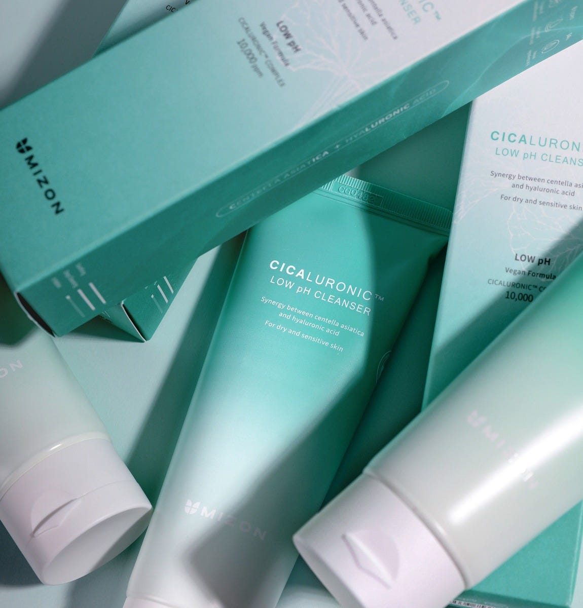 Mizon Cicaluronic Gel Low pH Cleansing Foam 120 ml