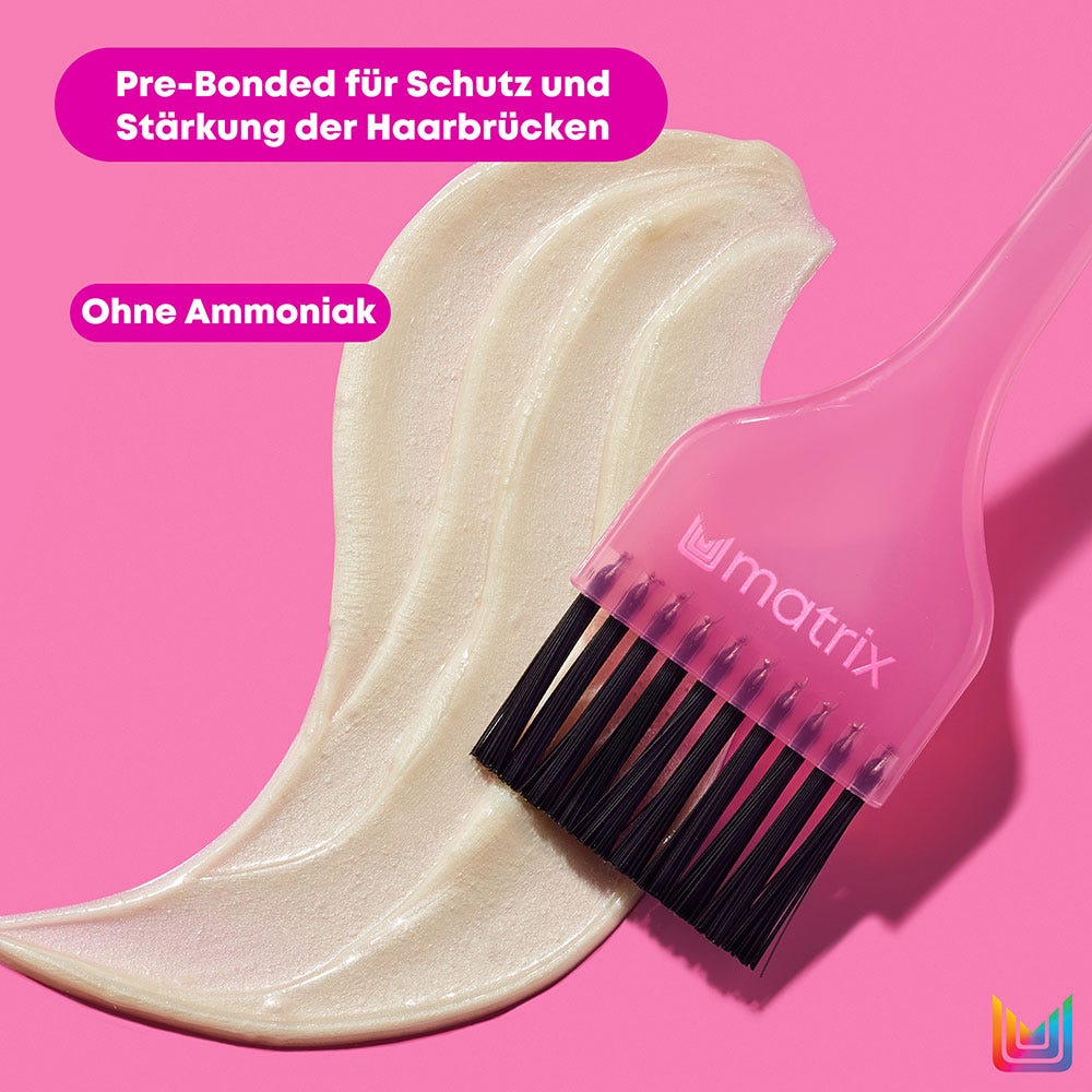 12125640-Farbe-Clear