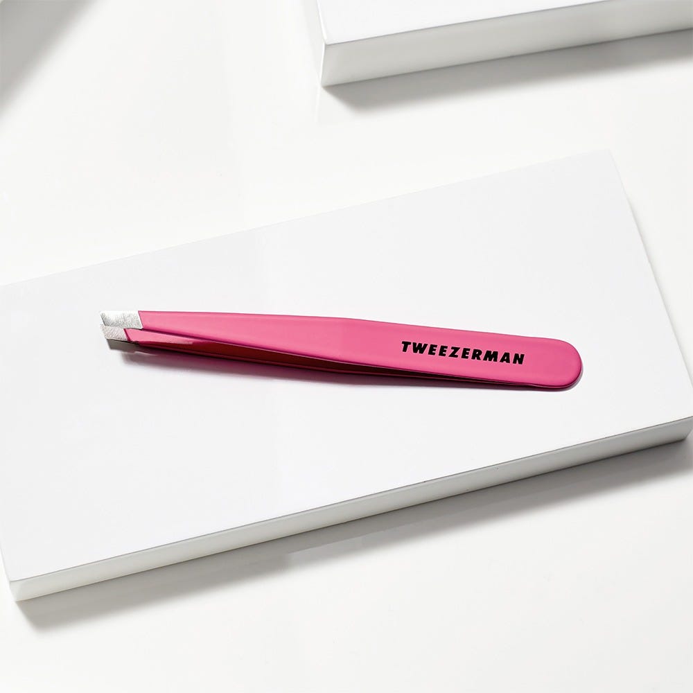 TWEEZERMAN Schräge Pinzette Pretty in Pink