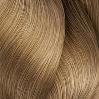 9 Sehr hellblond