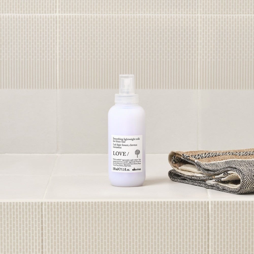 Davines LOVE SMOOTHING Lightweight Milk 150 ml