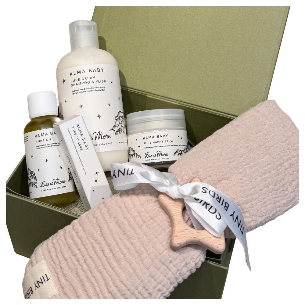 LESS IS MORE Alma Baby Box Newborn